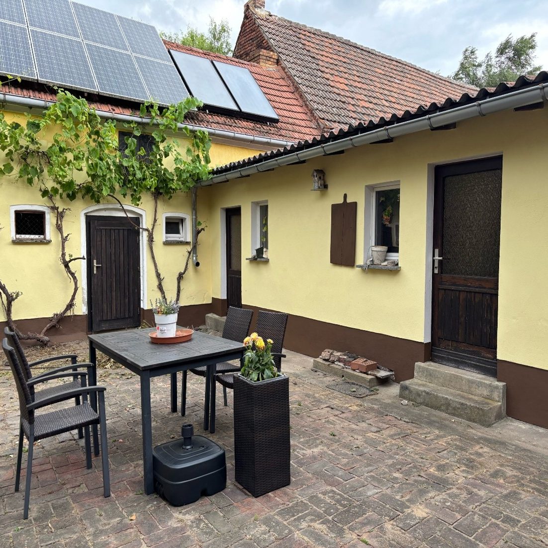 Terasse im Innenhof